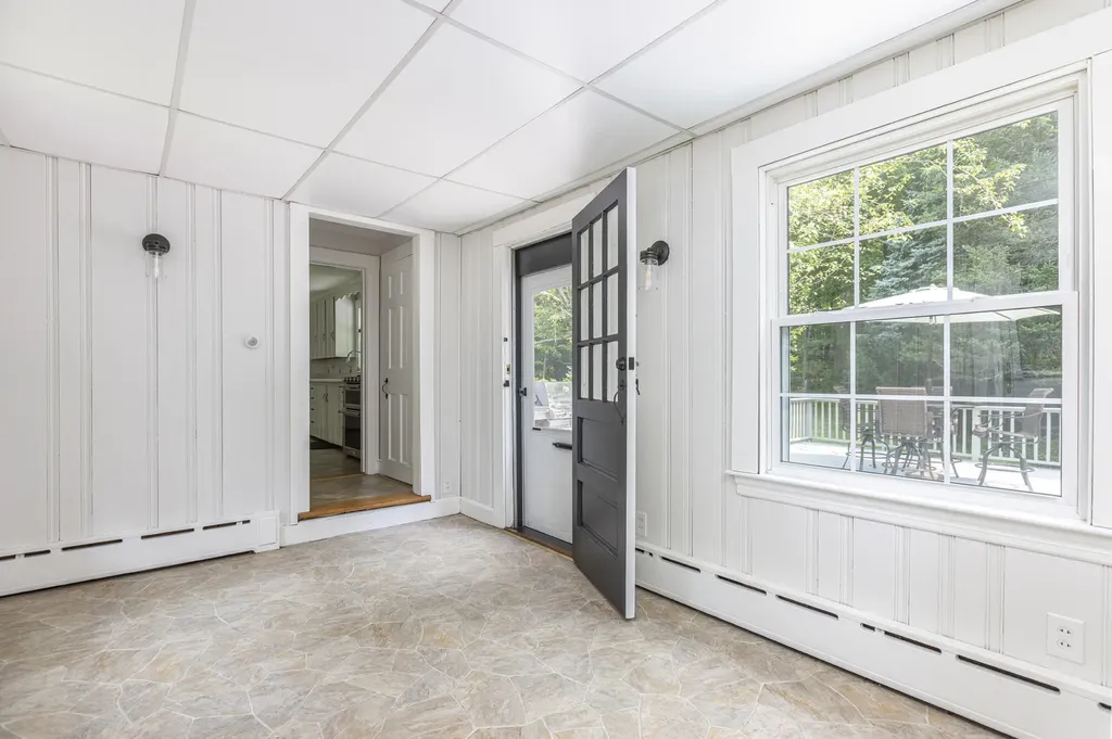 91 Blackstrap Road Falmouth ME 04105