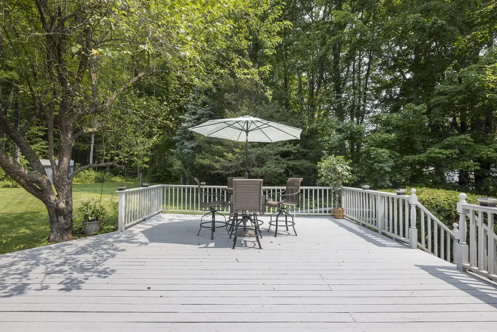 91 Blackstrap Road Falmouth ME 04105