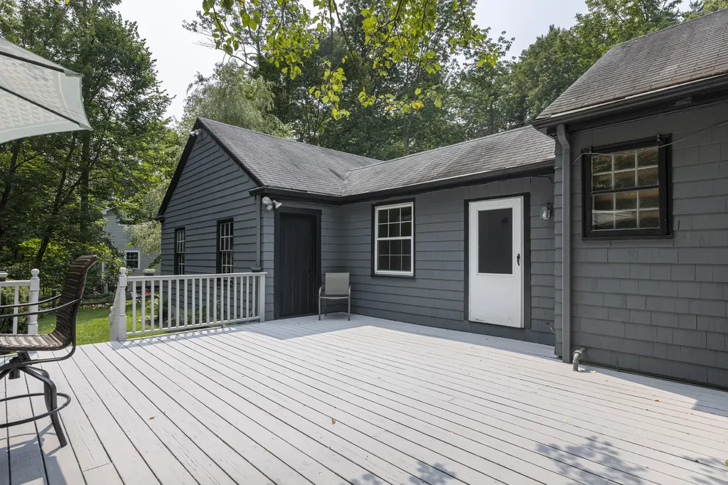 91 Blackstrap Road Falmouth ME 04105