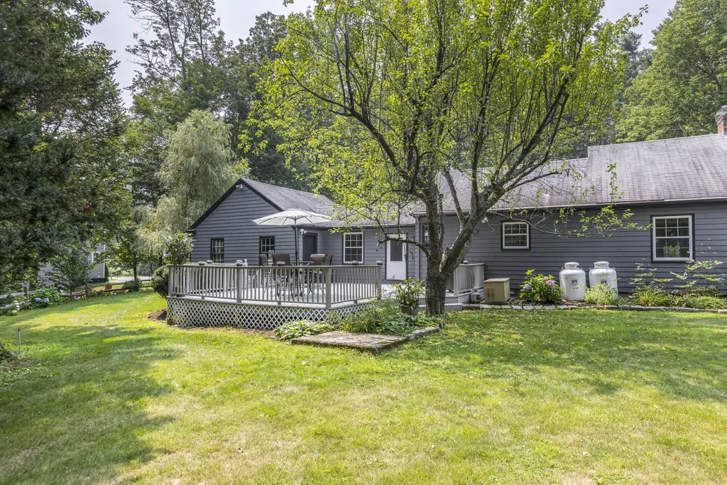 91 Blackstrap Road Falmouth ME 04105