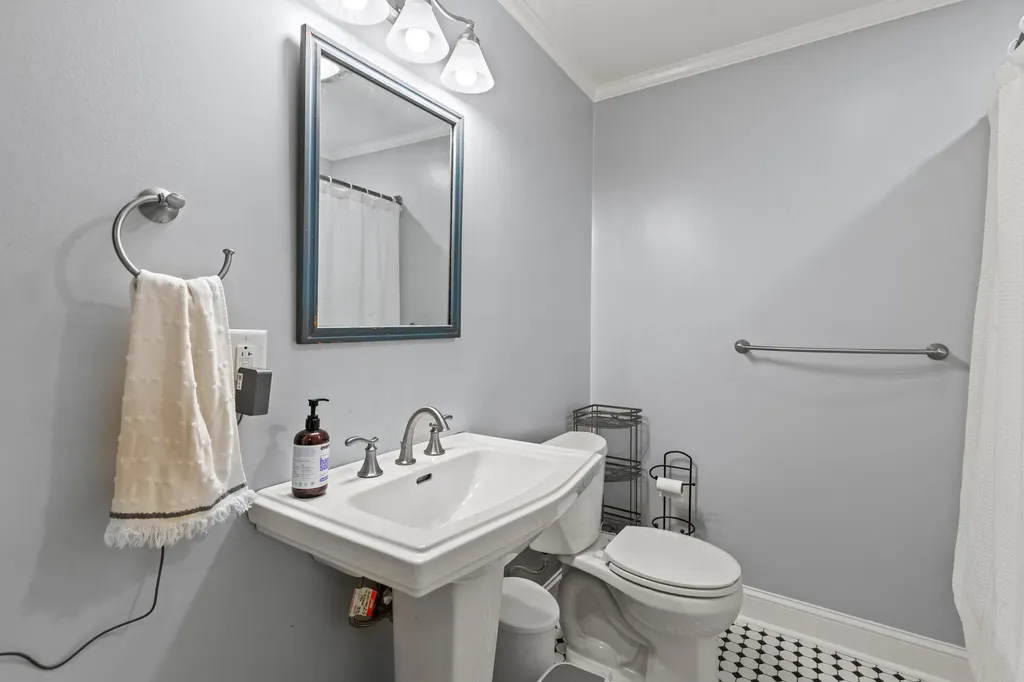 168 Main Street Sanford ME 04083