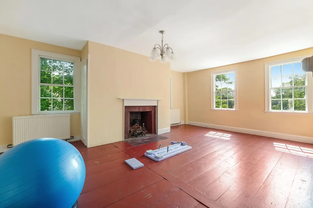 83 Bath Road Wiscasset ME 04578