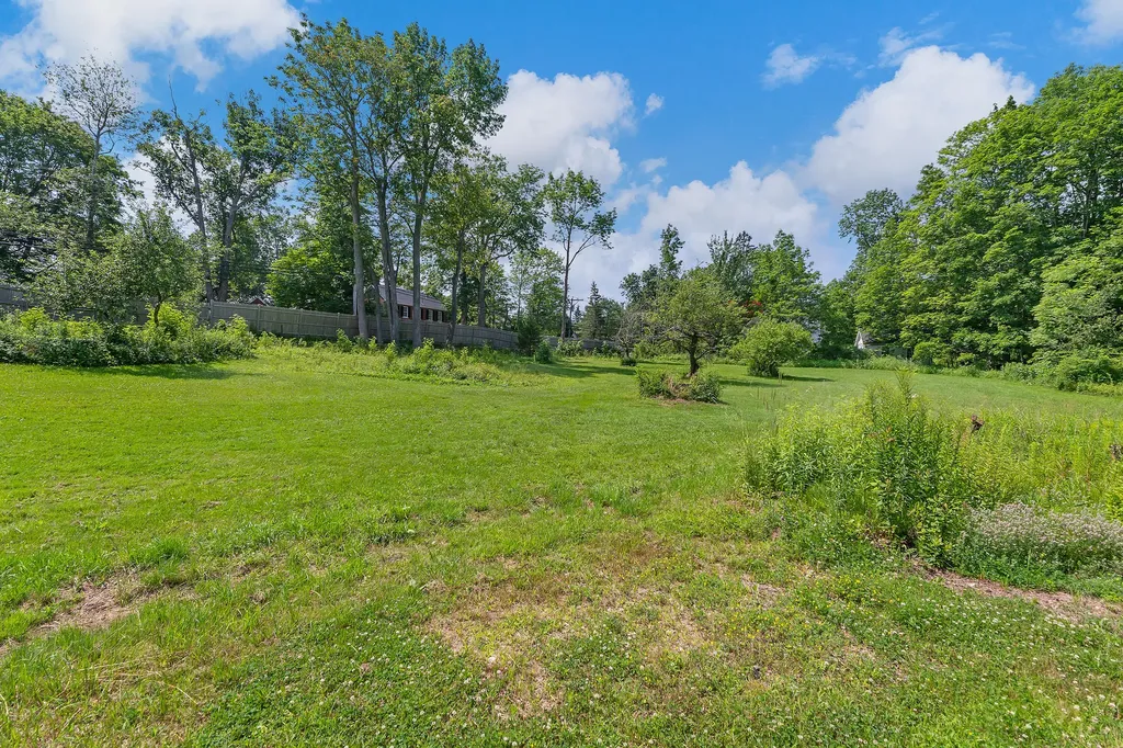 83 Bath Road Wiscasset ME 04578