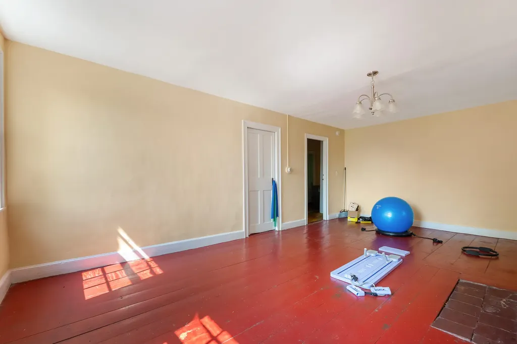 83A-83B Bath Road Wiscasset ME 04578