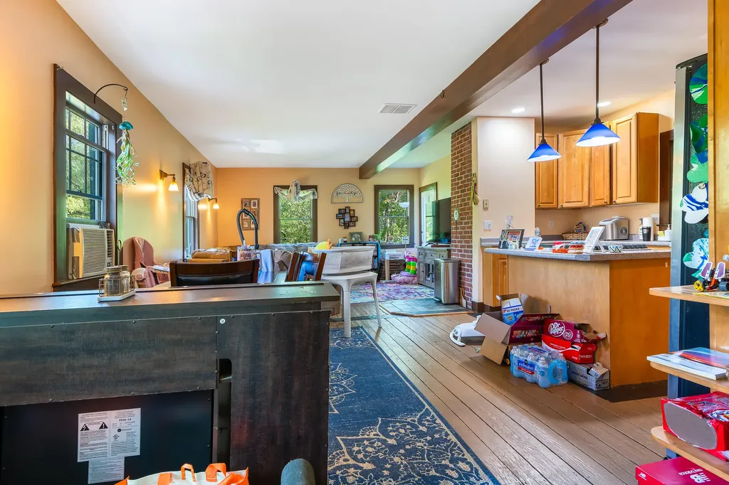 83A-83B Bath Road Wiscasset ME 04578