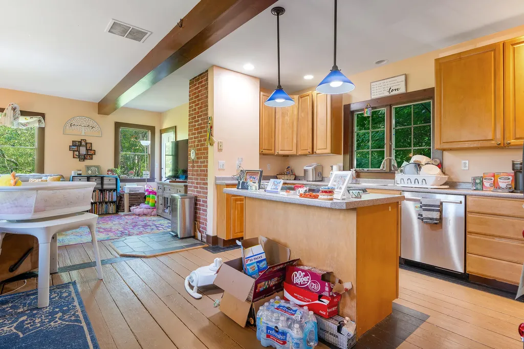 83A-83B Bath Road Wiscasset ME 04578