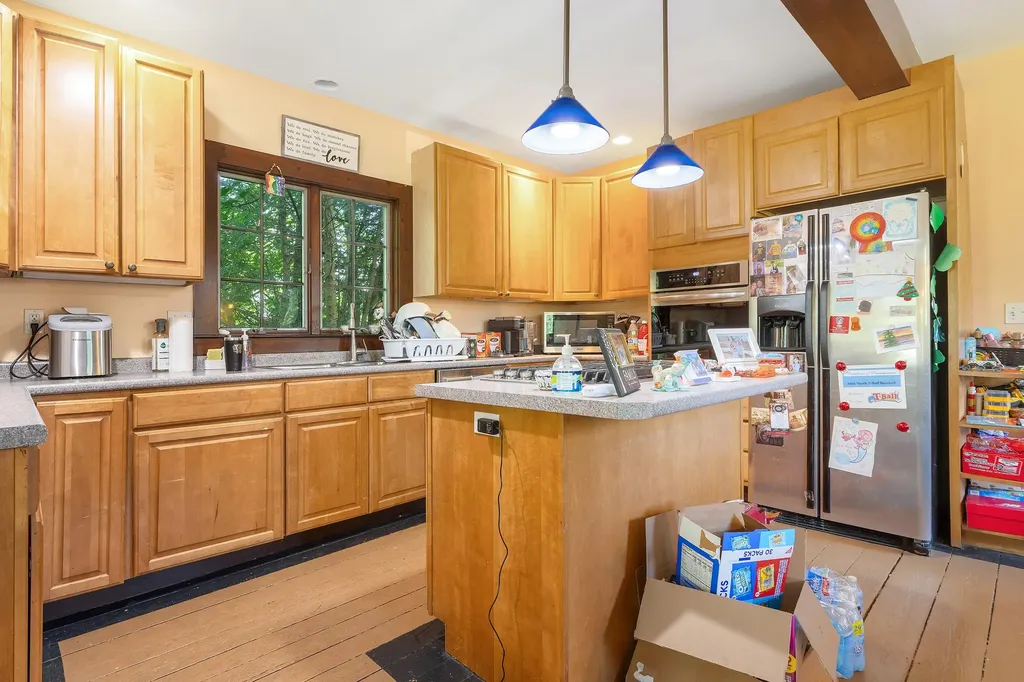 83A-83B Bath Road Wiscasset ME 04578
