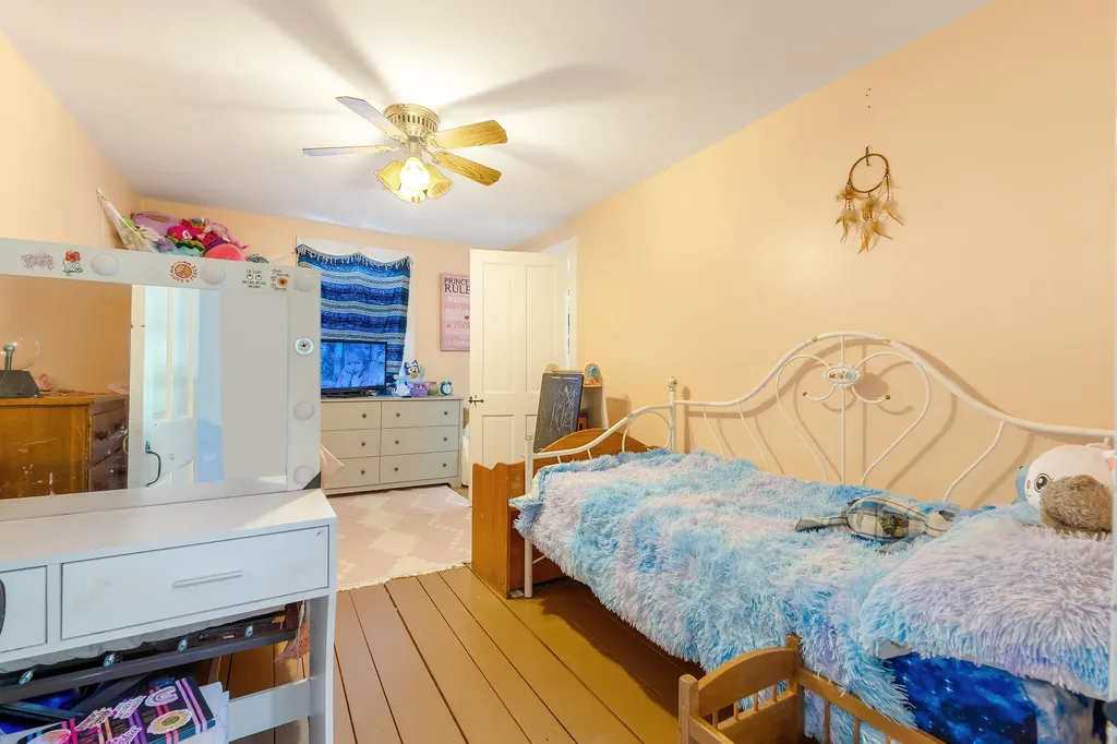 83A-83B Bath Road Wiscasset ME 04578