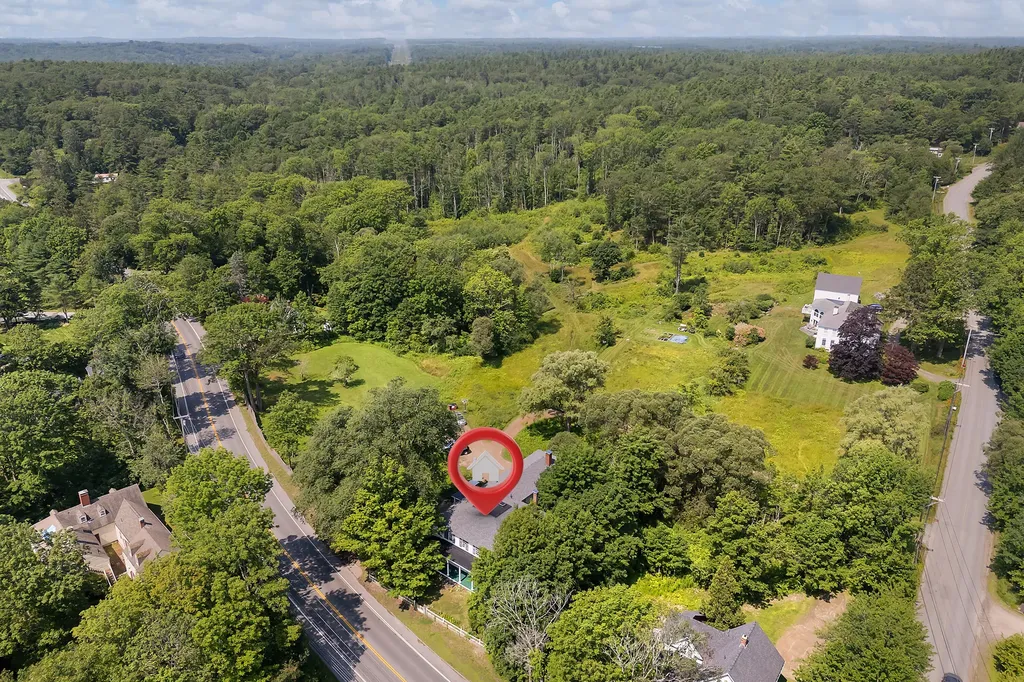 83A-83B Bath Road Wiscasset ME 04578