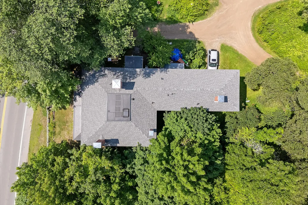 83A-83B Bath Road Wiscasset ME 04578
