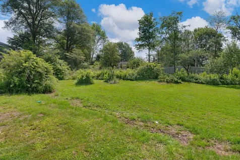 83A-83B Bath Road Wiscasset ME 04578