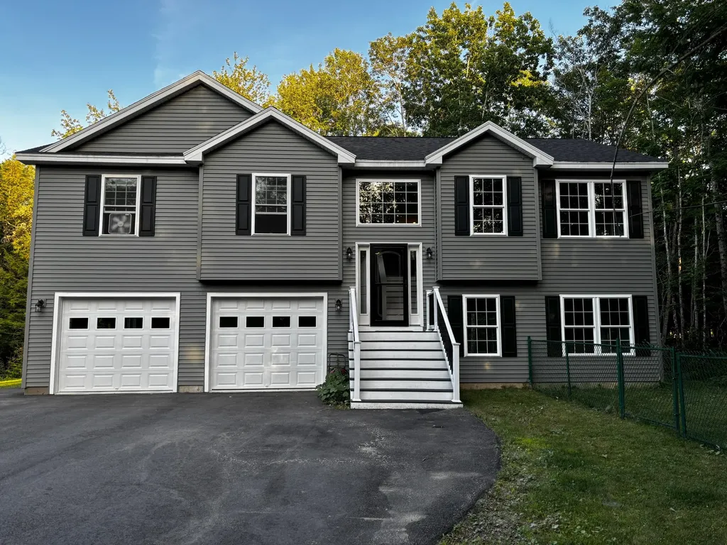 131 Comins Lane Eddington ME 04428