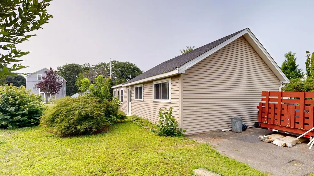 43 Rosedale Street Lewiston ME 04240