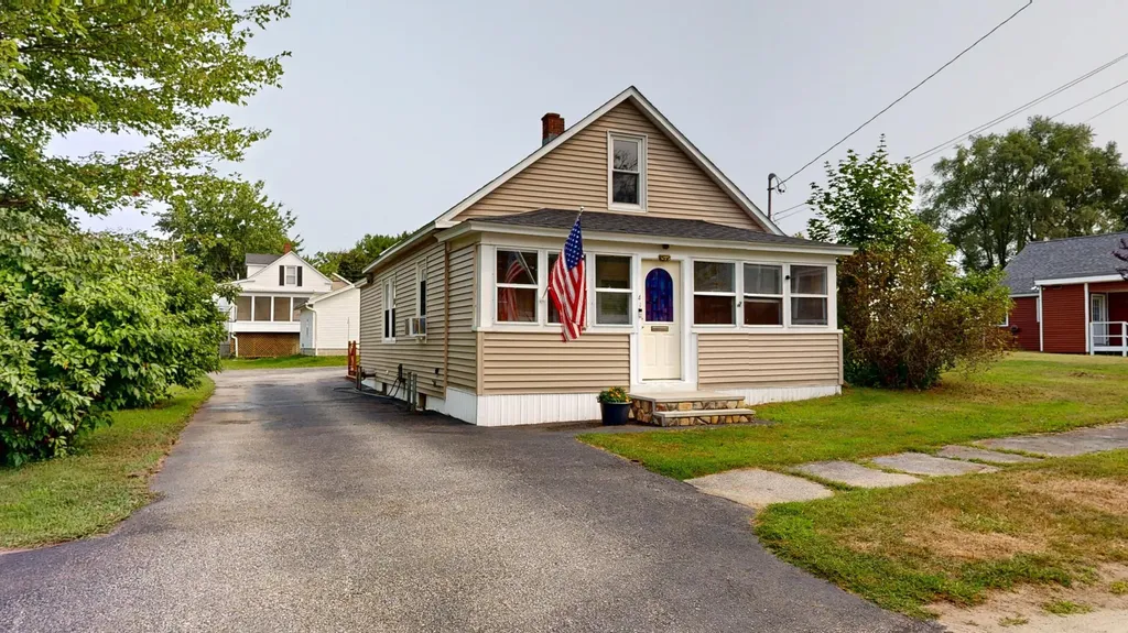 43 Rosedale Street Lewiston ME 04240