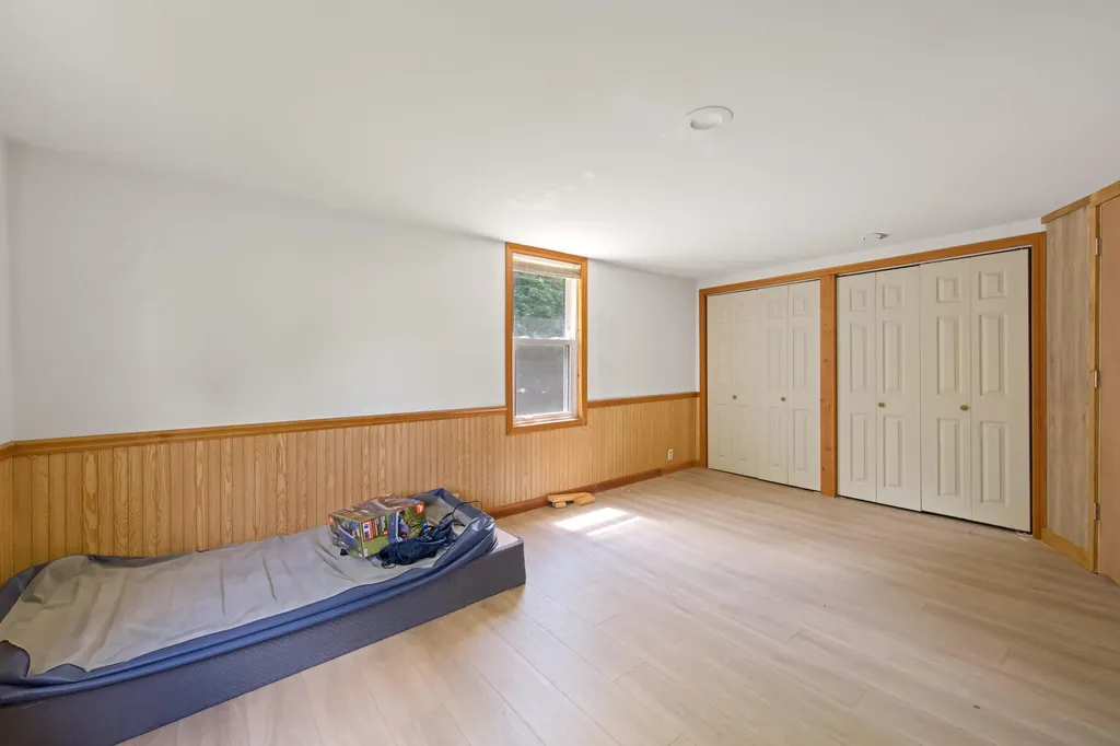 47 Bray Avenue Fairfield ME 04937