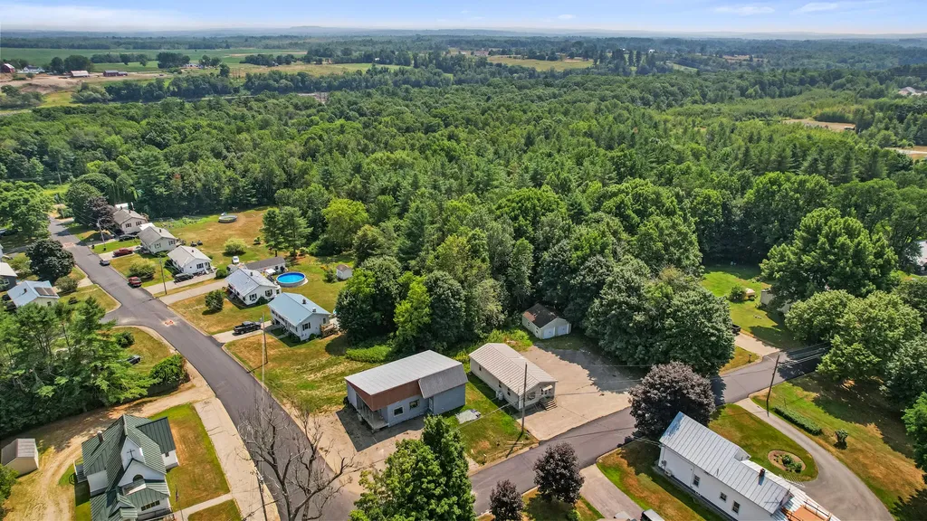 47 Bray Avenue Fairfield ME 04937