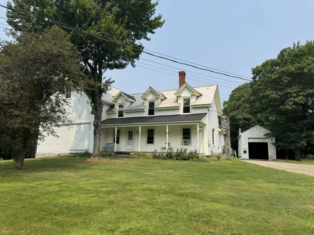 75 Pleasant Avenue Sangerville ME 04479
