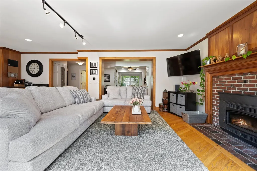 1010 Buck Hill Drive Veazie ME 04401