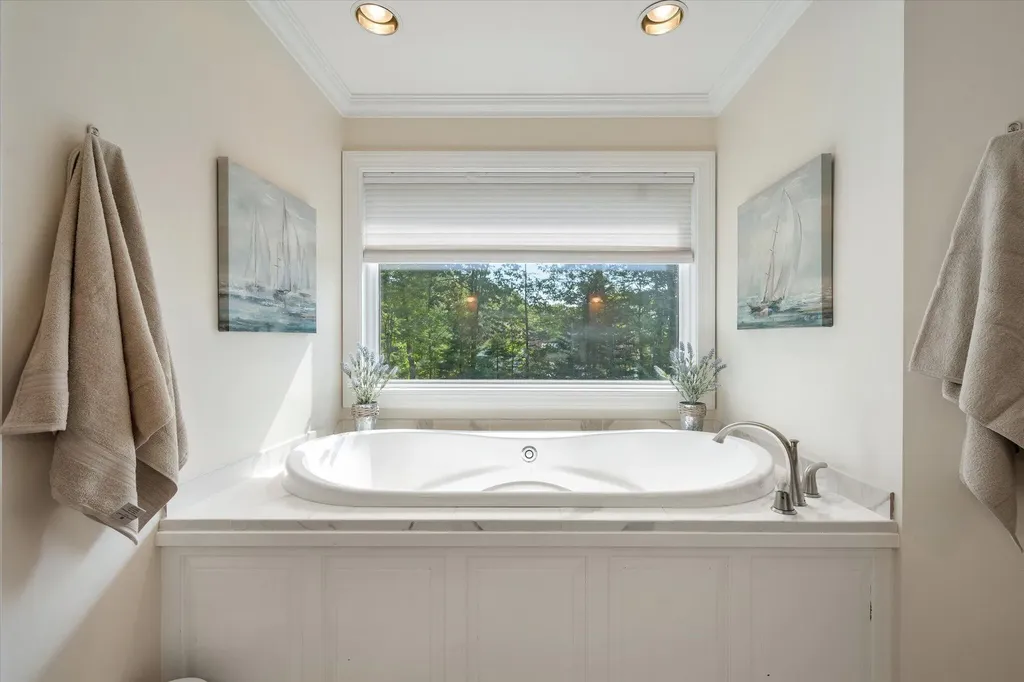 1010 Buck Hill Drive Veazie ME 04401