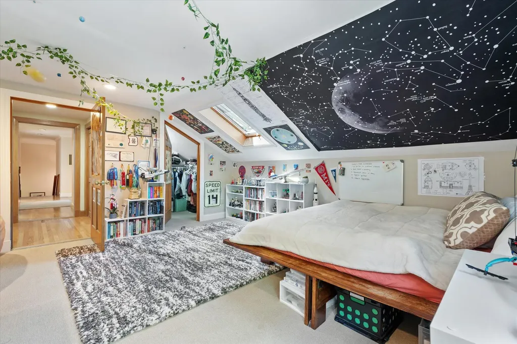1010 Buck Hill Drive Veazie ME 04401