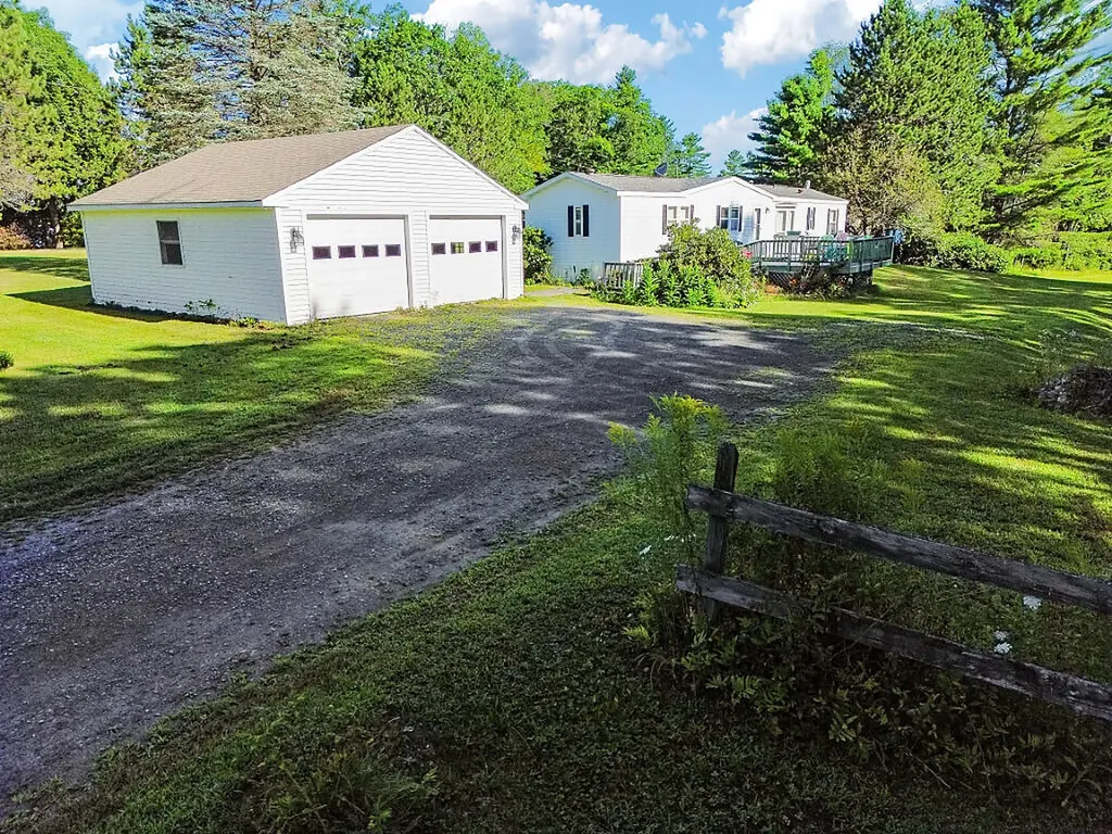 41 Milkweed Lane Sidney ME 04330