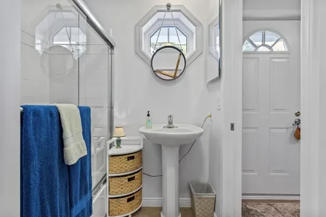 9 Nathan Way Topsham ME 04086