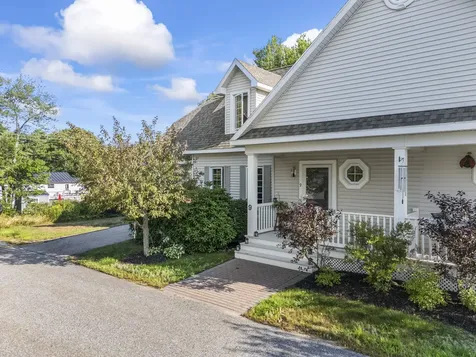 9 Nathan Way Topsham ME 04086