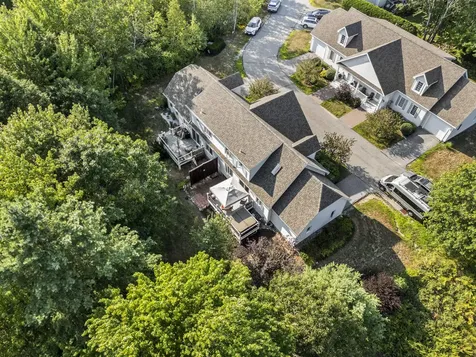 9 Nathan Way Topsham ME 04086