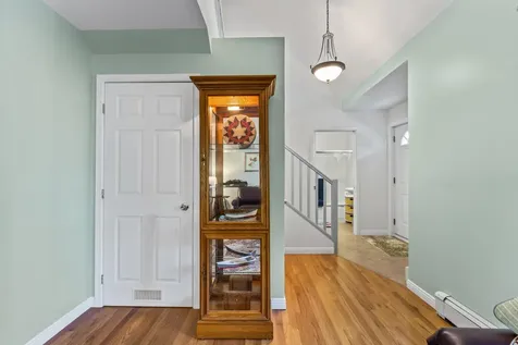 9 Nathan Way Topsham ME 04086