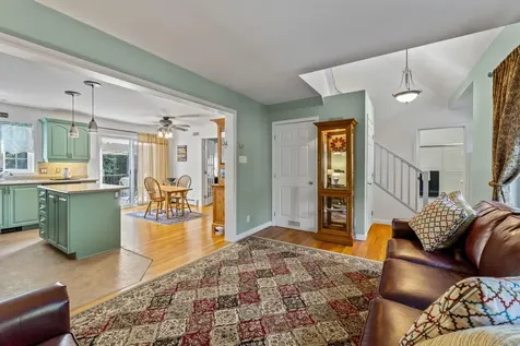 9 Nathan Way Topsham ME 04086