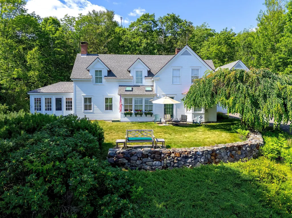 131 Mountain Road Blue Hill ME 04614