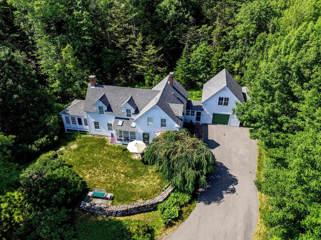 131 Mountain Road Blue Hill ME 04614