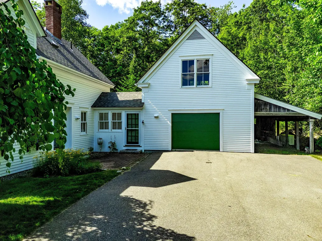 131 Mountain Road Blue Hill ME 04614