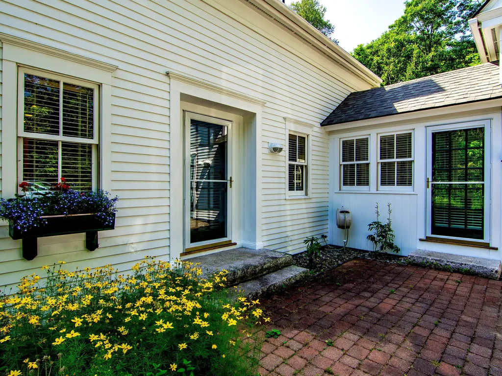 131 Mountain Road Blue Hill ME 04614