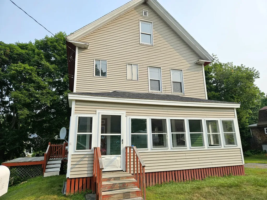 9 Albert Street Milo ME 04463