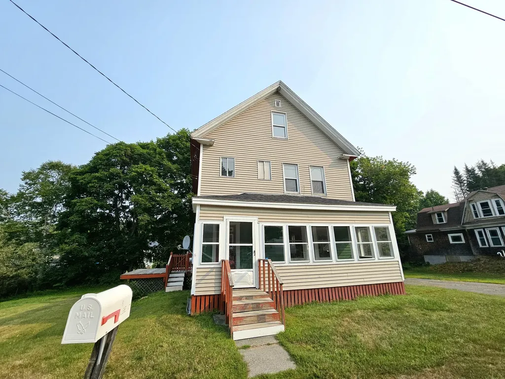 9 Albert Street Milo ME 04463