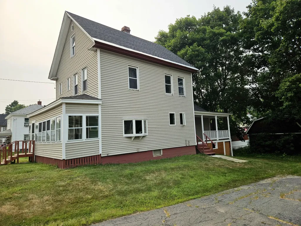 9 Albert Street Milo ME 04463