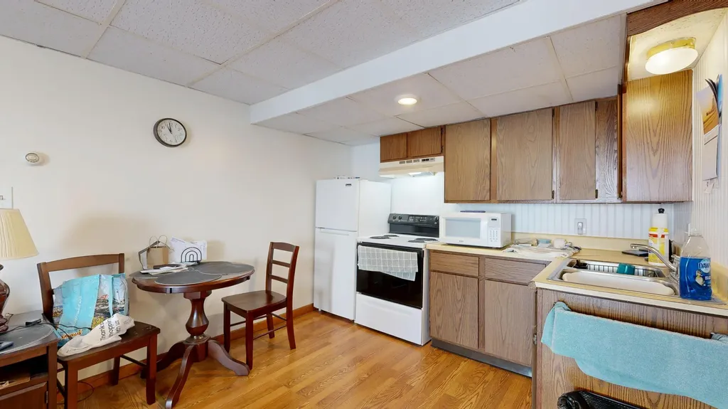 496 Sabattus Street Lewiston ME 04240