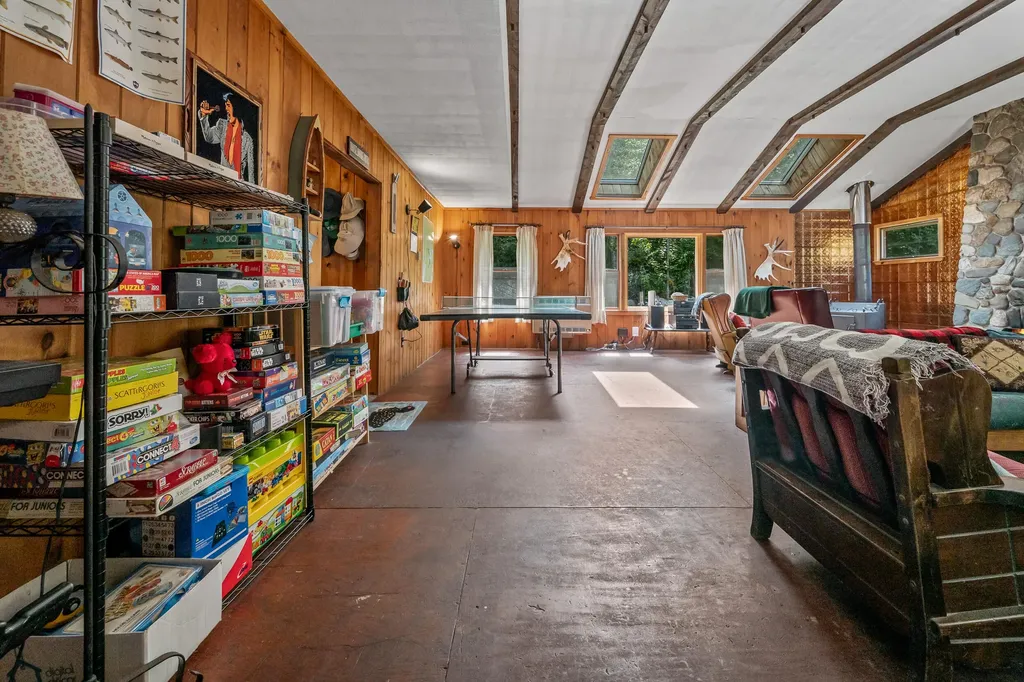 577 Shelton Trail Rangeley Plt ME 04970