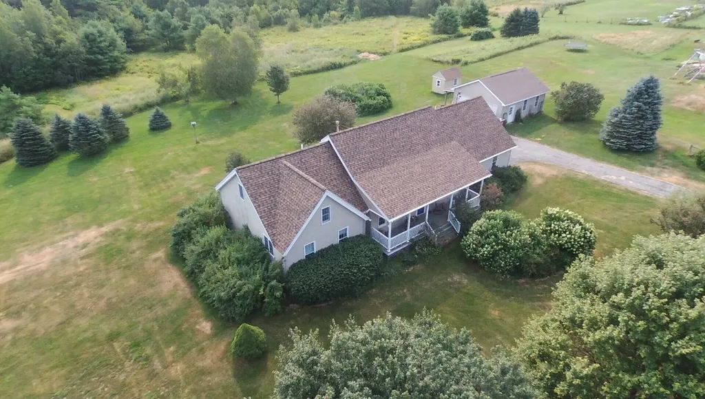 108 West Road Chesterville ME 04938