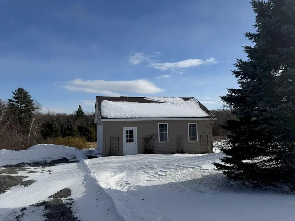 108 West Road Chesterville ME 04938