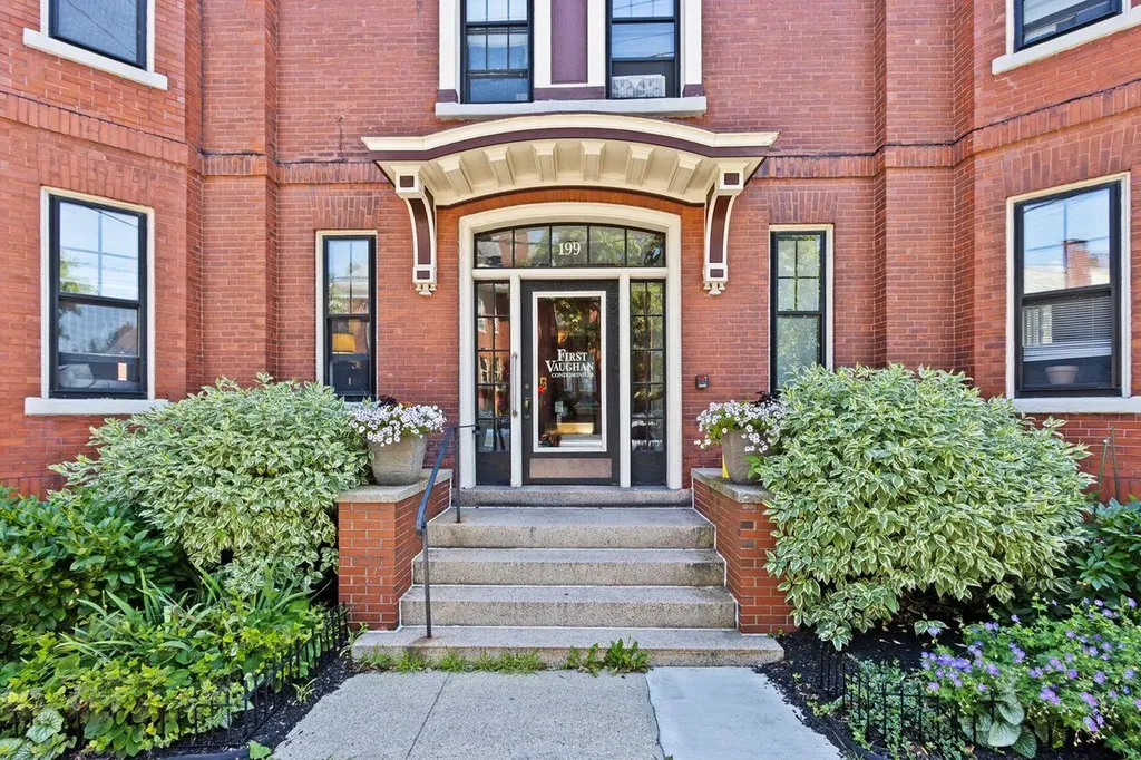 199 Vaughan Street Portland ME 04102