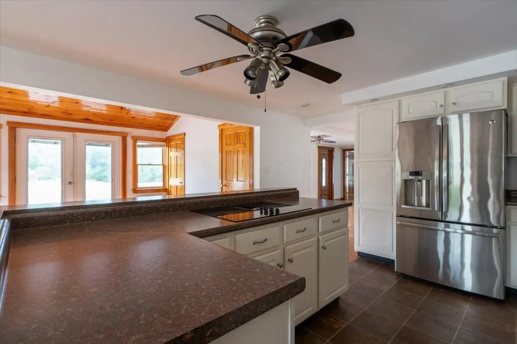 317 Augusta Road Washington ME 04574