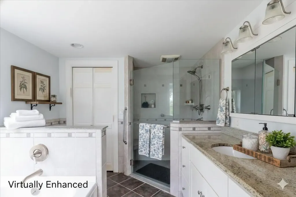 317 Augusta Road Washington ME 04574