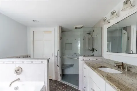 317 Augusta Road Washington ME 04574