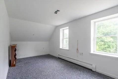 317 Augusta Road Washington ME 04574