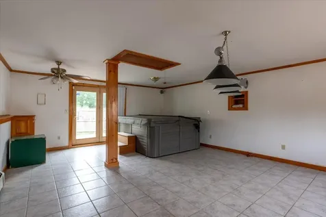 317 Augusta Road Washington ME 04574