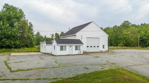 317 Augusta Road Washington ME 04574