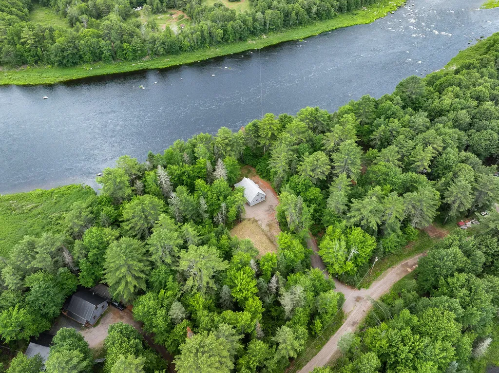 5 Pine Street Lane Maxfield ME 04453