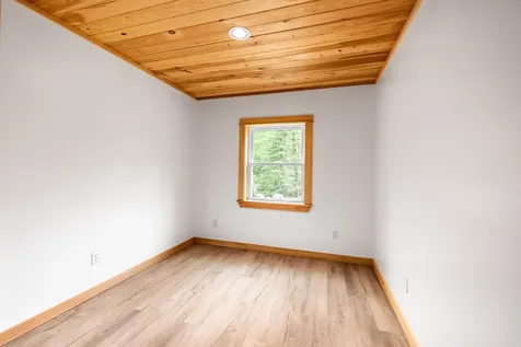 5 Pine Street Lane Maxfield ME 04453